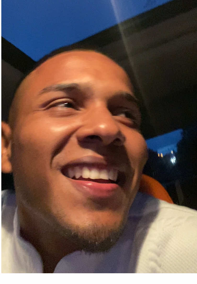 Yo digo que 6.5/10 que dicen ustedes? 🤣😭 #fyp #viral #paratii #musica #contenido @Tachi @El Diver 