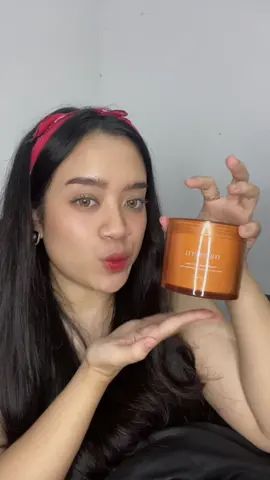 no more kulit kering kusam, gawat sih bodycare ini, segentong gini gimana ngabisinnyaaa cobaaa? mana ingredients nya lengkap dan bagus bgttttt @Mossèru ✨🥺