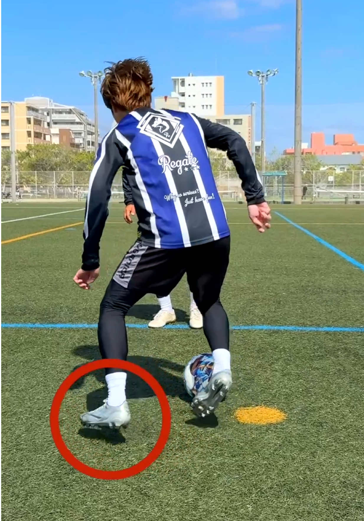 USE THIS TIP for YOUR FAST DRIBBLING #football #Soccer #サッカー #REGATEドリブル塾 #ドリブル塾