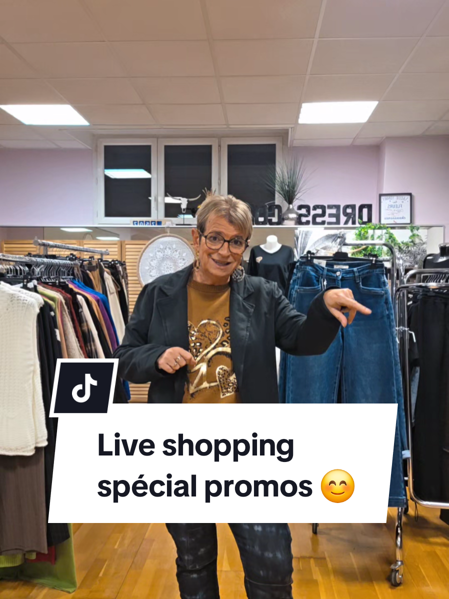Live shopping ! Viens shopper 🛍 tranquillement depuis ton canapé 🛋 à prix tout doux 🥰 Opération destockage sur les jeans 👖, les baskets 👟 et d'autres surprises 😃 RDV à partir de 19h ce jeudi 13 novembre.  #liveshop #shopping #liveshopping #livepromo #ShoppingEntreFilles 
