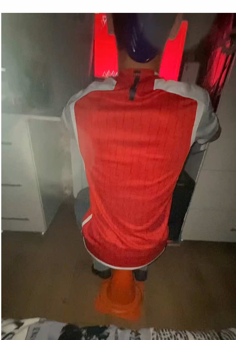 Мама купила сыну компьютер #детицветыжизни #кресло #компьютер 