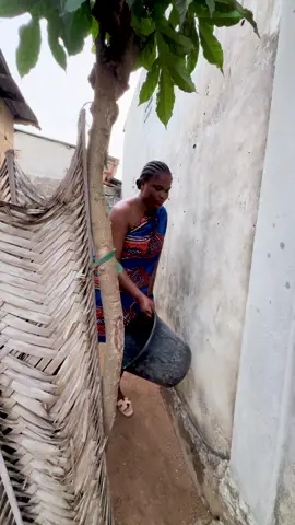 @Tôvia.officiel💕 @JOJO l’Officier @ibrahima @Majorito Totorino @Dora_l’exploratrice 