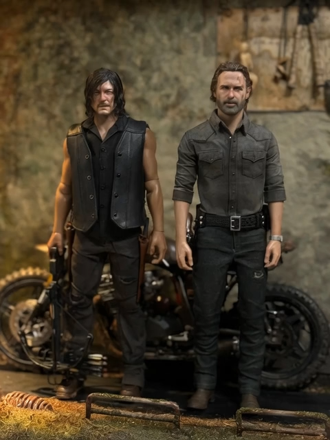 MINIATURA EM MOVIMENTO...#michonnegrimes, #the walking dead lee #carl #twd #rickgrimes #dark