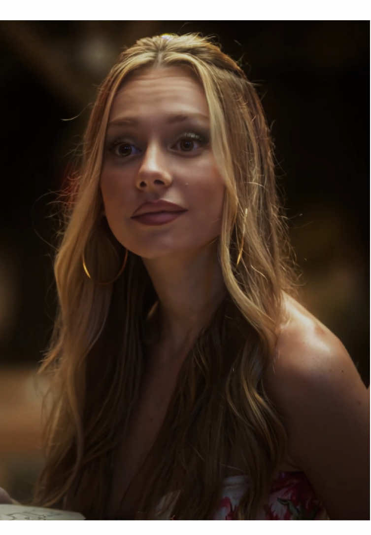 in Love 😍 #esterexposito #esterexpositoedit #blowthisupforme #bandidos #fyp 