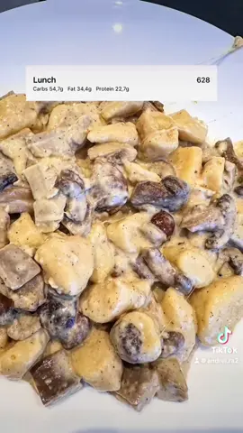 Gnocchi facut in casa cu sos alb🤩 Așa că dacă îți dorești și tu să slăbești, să îți schimbi corpul și să ai o sănătate de fier, înscrie-te pe link-ul din descrierea profilului meu și vom reveni la tine să vedem dacă te putem ajuta. 🙏 #teamra2 #gnocchi #mesesanatoase #retete #ciuperci
