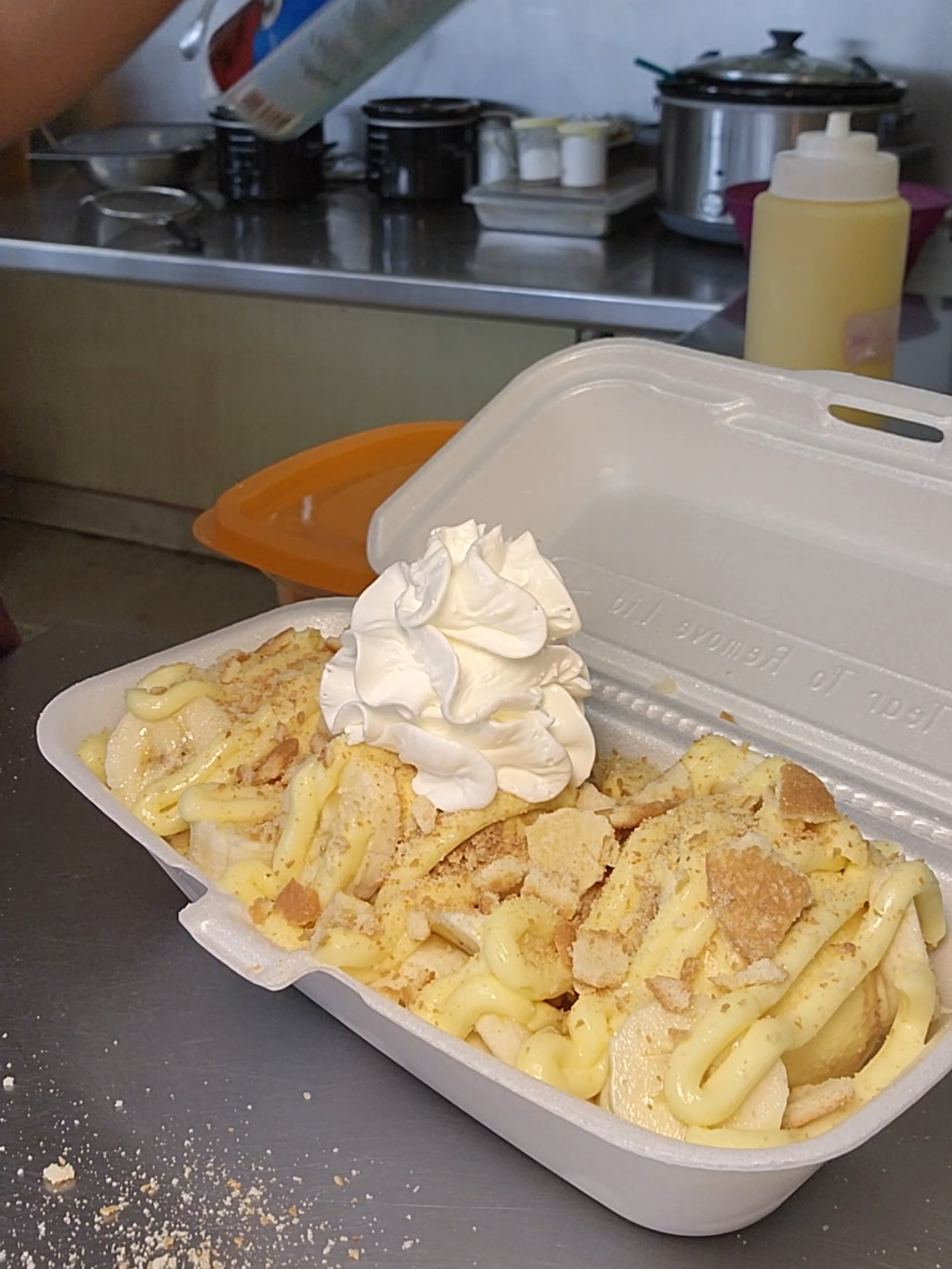 #sebastiansnackshack #bananapudding #bananasplit 