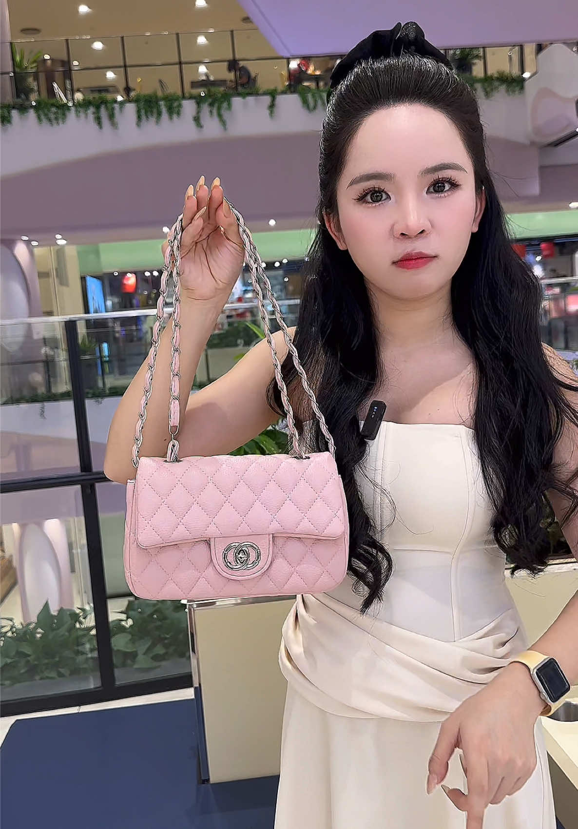 Hồng cưng xỉu nha#tuixachnu #tuixachcaocap #tuixachquangchau 