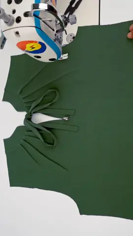 كيفية خياطة ياقة عالية مجمعة ياقة بلوزة مع ربطة عنق | مشروع خياطة للمبتدئين #خياطة_وتفصيل #ملابس #fyp #fashion #tailorgdn 