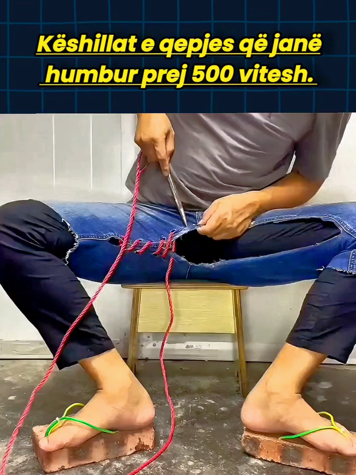 Këshillat e qepjes që janë humbur prej 500 vitesh. Pasi t’i mësosh këto, s’do të kesh më nevojë të shkosh te rrobaqepësi. 1. Mos i hidh çorapet me vrima — thjesht qepi rreth këtyre gjashtë pikave. Me disa qepje të vogla, vrima do të mbyllet dhe do të kthehet në një yll të bukur. E thjeshtë, praktike dhe estetike. 2. Nëse mëngët e bluzës me kapuç janë shumë të gjata, mos i prit. Kjo mënyrë qepjeje është shumë praktike. Qep aq sa duhet dhe në fund tërhiq fillin fort — mëngët do të bëhen më të shkurtra. 3. Prit qafën e një çorape të vjetër dhe, duke përdorur këtë metodë qepjeje të padukshme, qepi atë në mëngët e trikos. Kështu, mëngët do të zgjaten dhe trikon mund ta veshësh edhe për dy ose tre vjet të tjera. 4. Nëse beli i pantallonave është shumë i gjerë, mund ta ngushtosh lehtësisht me disa qepje këtu e atje. Përsërite këtë proces dhe në fund tërhiq fillin ngadalë — beli do të bëhet më i vogël. 5. Nëse xhinset të janë hapur në ndonjë qepje, kalo fillin përpara e mbrapa në atë pjesë të hapur dhe tërhiq derisa të bashkohet sërish. Pastaj qepi përsëri me fillin origjinal. Do të duken si të reja. 6. Nëse jaka është shumë e gjerë, qepi në këtë mënyrë: alterno një qepje sipër dhe një poshtë, derisa të arrish formën që dëshiron. Në fund, tërhiq fillin — jaka do të duket më e rregullt dhe elegante. 7. Fut një copë pëlhure brenda vrimës së rrobës dhe qepi tre vija poshtë njëra-tjetrës. Në fund, do të krijosh tre “gjethe” që e bëjnë të duket si një karotë e vogël. A i mësove këto truke të dobishme për jetën e përditshme?#foryou #lifehacks #LearnOnTikTok #infomaxtv 