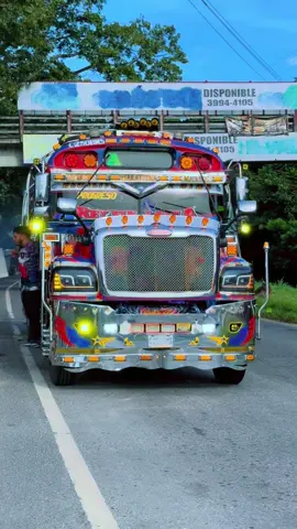 La Valentina❤️💙 #transcarameloplus #busesguatemala #paratiiiiiiiiiiiiiiiiiiiiiiiiiiiiiii #fyp #viral 