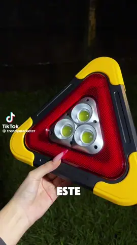 *LUZ MULTIFUNCIONAL* * Es una luz de emergencia ideal para vehículos, campamentos o trabajos de construcción.  * El modelo HB-6608 funciona con 3 pilas AA y tiene un flujo luminoso de 500 lúmenes.  * Puede funcionar como foco o como luz de advertencia con un flash triangular rojo.  * Tiene un nivel de protección IP44, lo que la hace resistente al polvo y al agua.  * Su diseño en forma de triángulo facilita su colocación para señalizar averías en la carretera. junior  *54.000*