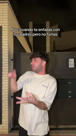 cuando te enfadas con tus padres, pero no fumas #españa #viral #parati #padres #casa 