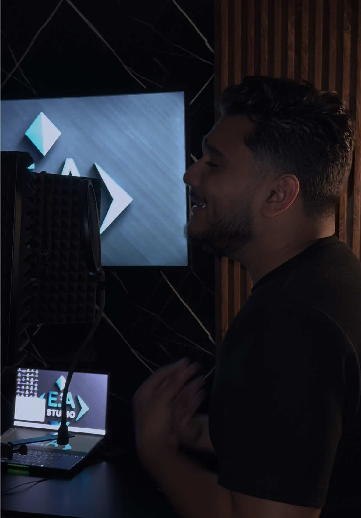 دخلك بالله بجمالك حسّي شوي فيي🔥❤️ #alkhalil#fyp#4u#foryou#viral @mahfoud_almaher 