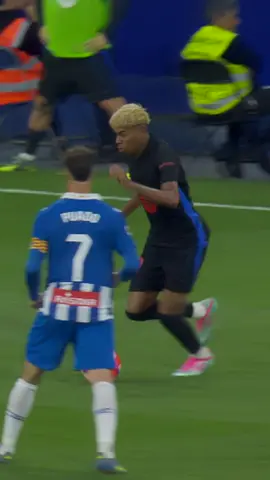 To make sure you don’t miss it. 🌟 𝗟𝗮𝗺𝗶𝗻𝗲 𝗬𝗮𝗺𝗮𝗹’s goal against RC Espanyol has been nominated for the 2025 Puskás Award. #LALIGAEASPORTS #LALIGAHighlights #DeportesEnTikTok 