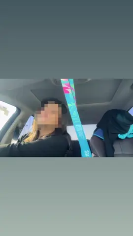 الاغنيه تحزن وانا اشوفها طاقه ايجابيه