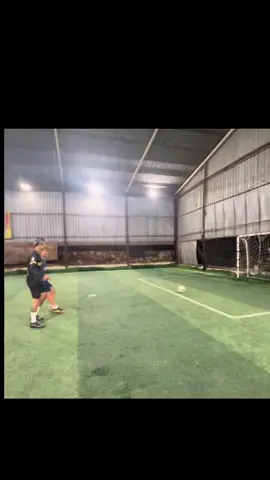 #explore #foryoupage  #footballcoach  #footballplayer  لي ما هداها منيح؟🤦🏽😂 😂😂 #⚽️❤️‍ 