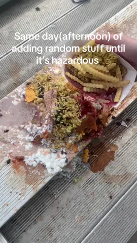 Same day(afternoon) #biohazard#day1#school#nhs#food 