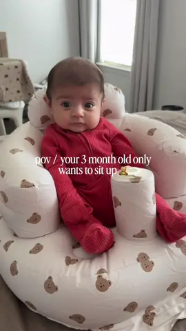 travel friendly & budget friendly 🤏🏻 Sofia loves her inflatable chair! #marianaesquivels #tiktokshopblackfriday #baby #babyessentials #ftm 