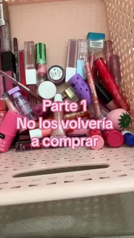 Parte 1 dando mi opinión sobre labiales comprados en Dollar Tree #dollartree #dollartreefinds  #lipstick #lipgloss #lipbalm 
