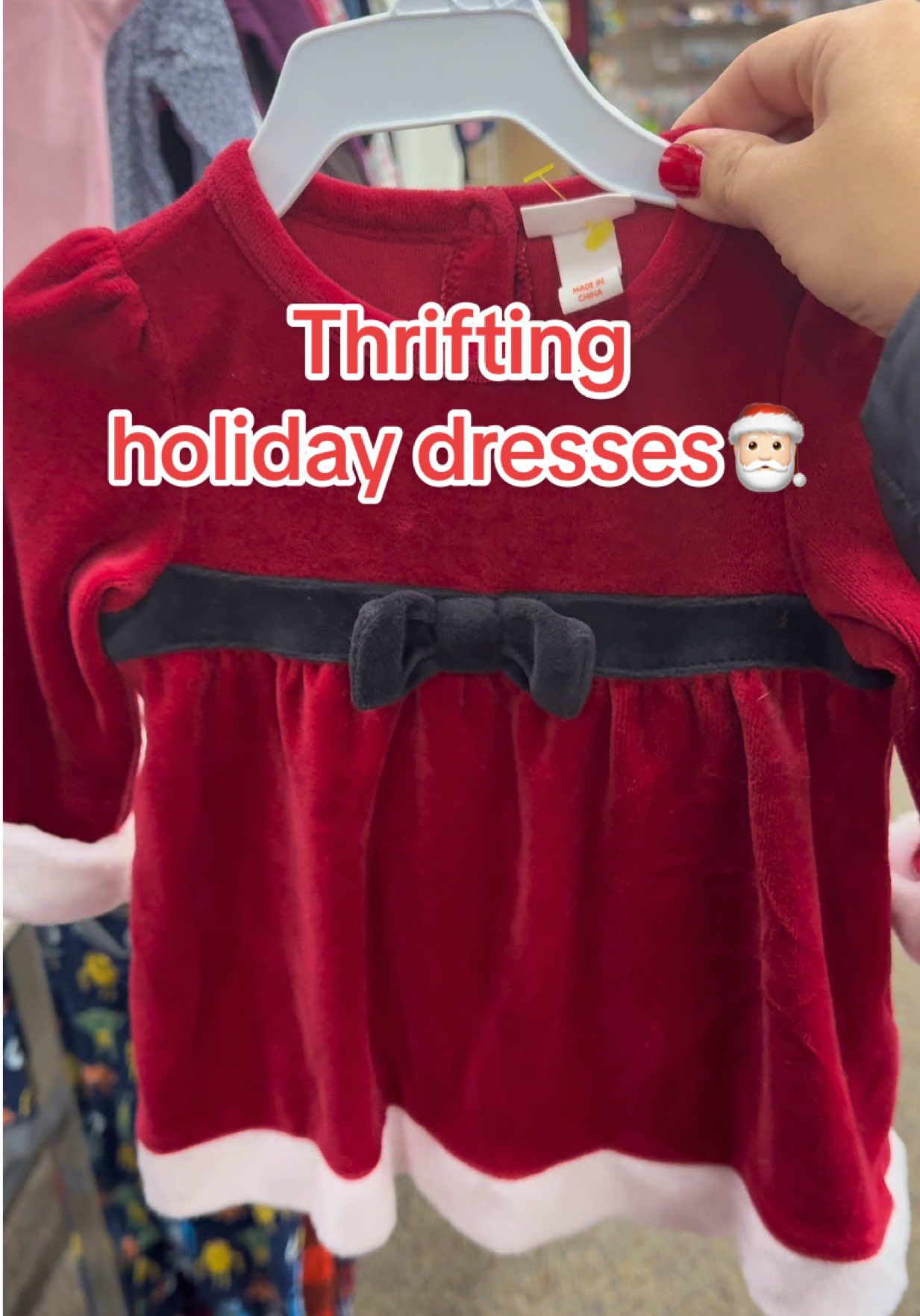 You sign that you can thrift your babies holiday wardrobe. 🎅🏻
