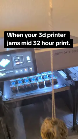 Praying to the Omnissiah. #warhammer40k #bambulabx1carbon #3dprinting #jam #incense 