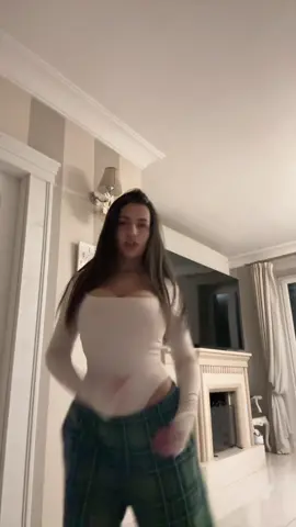 struccata e in pigiama😅 #viral #perte 