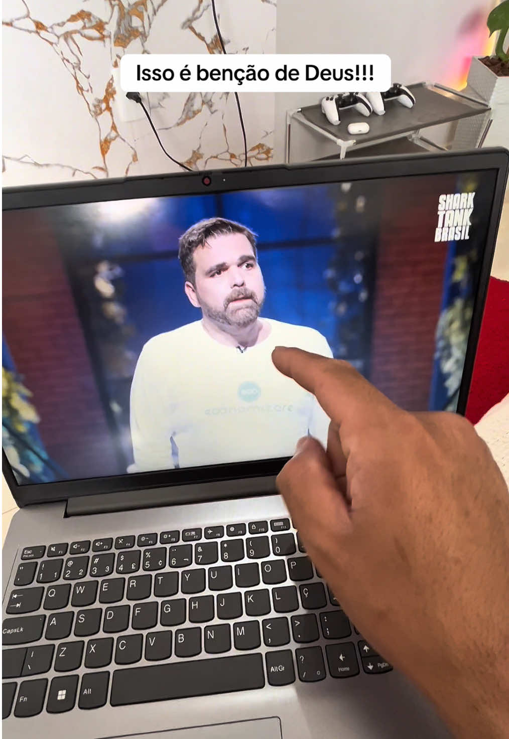 Será que é Deus cuidando da gente? 