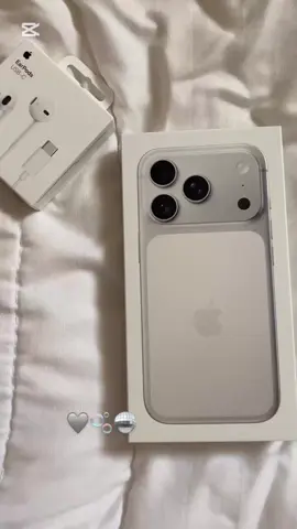 #iphone17pro #explorepage #explo 🩶✨