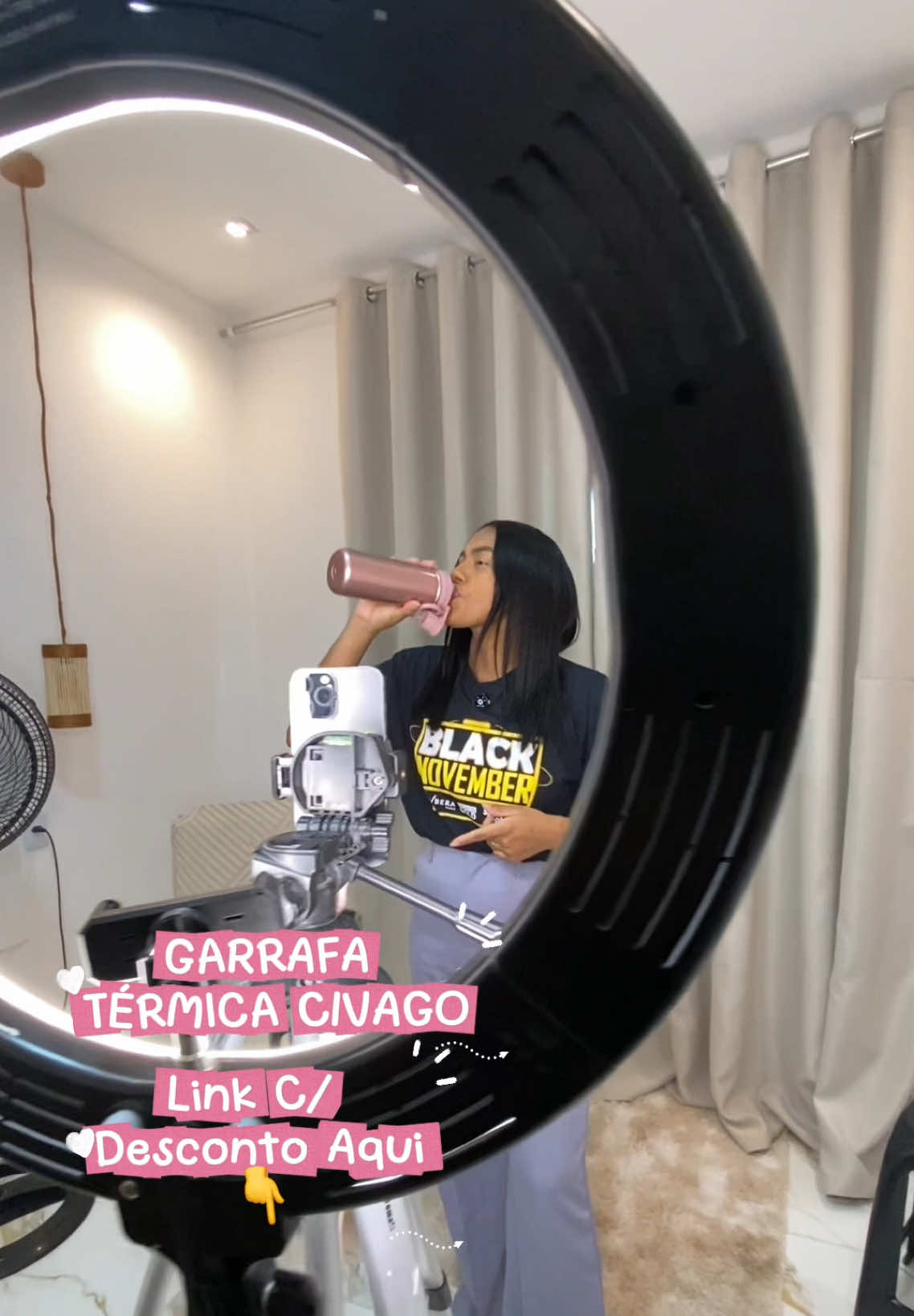Estamos no mês da black e essa garrafa está com o preço mais baixo do ano devido ao 11.11 então aproveitem e cliquem na sacolinha para garantir a de vocês.  #tiktokshop1111br #tiktokshopblackfridaybr #civago #garrafatermica 