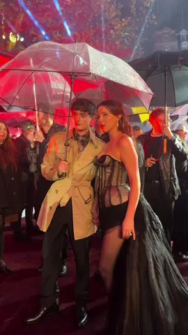 Bitching #strangerthings #milliebobbybrown #noahschnapp 