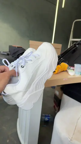 Tênis plataforma menos de 50 reais!