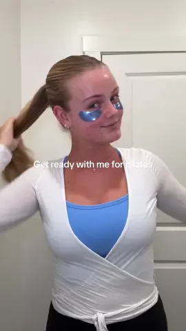 Obsessed with my new Christmas pjs❤️✨ Products: @Cetaphil US @rhode skin @Summer Fridays @Kérastase @SALT & STONE #grwm #grwmroutine #morningroutine #morningvlog 