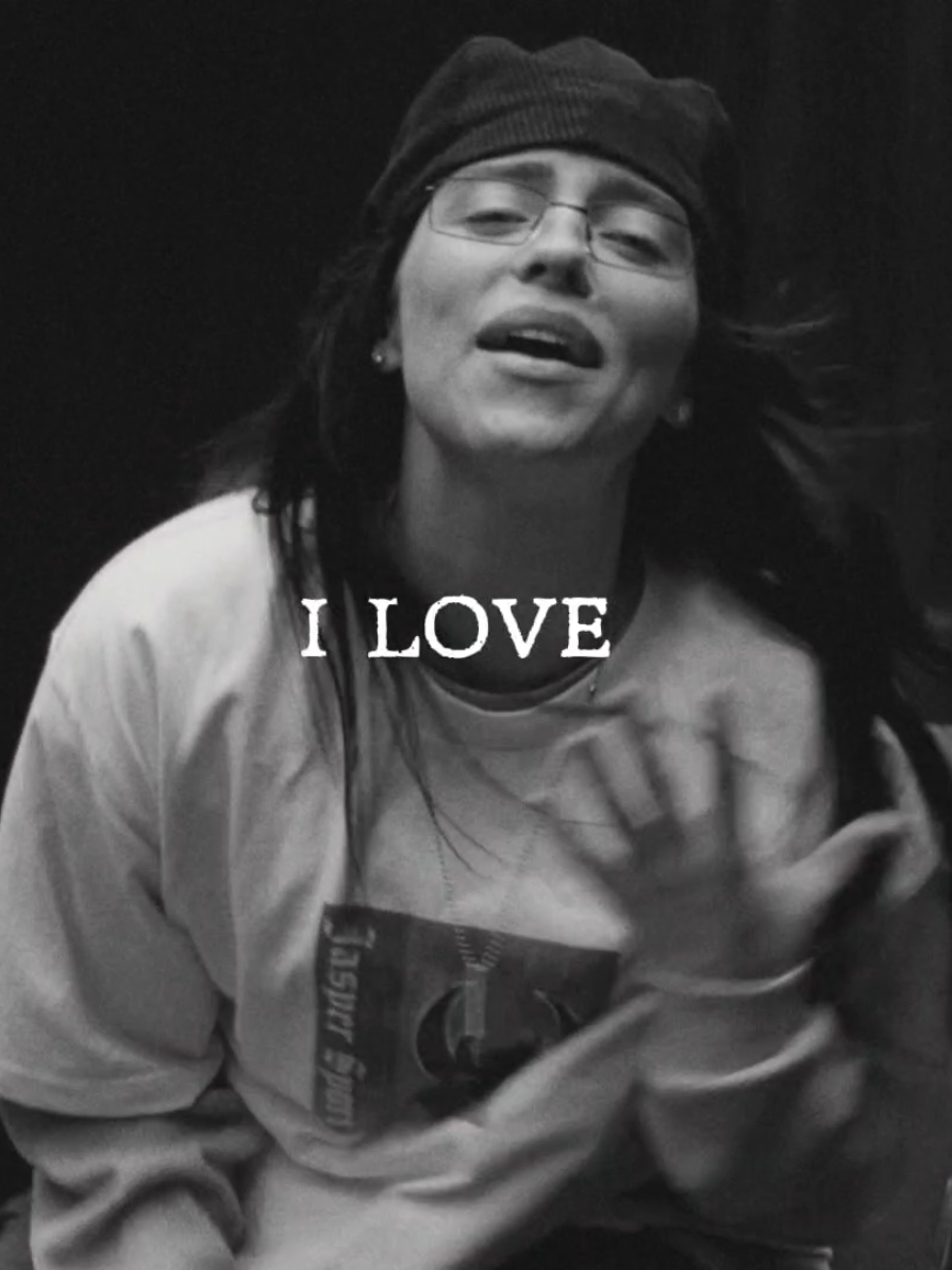 | #billieeilish #birdsofafeather #hitmehardandsofttour #fyp #lyrics 