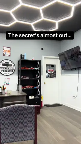 Thanksgiving Week Giveaway is loading. #ClevelandTN #SmallBusinessLove #GiveawayTease@White Oak Armory @Jed's Wholesale Tires @Big Tom’s Backyard Grill & Bar @Briana_yourEastTnRealtor 