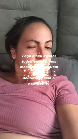 Precisamos lembrar q nosso senhor Jesus é nosso pai, como pai ele sempre vai Querer nosso melhor sempre . Mesmo q as vezes não saia do nosso jeito . Os planos dele é prefeito é um dia iremos entender! 