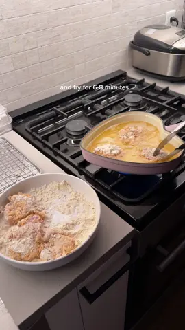 Hot honey chicken sliders with @Hillside Harvest Carrot Escovitch hot sauce 🌶️ #cookingvlog #hotsauce #chickensliders #hillsideharvest 