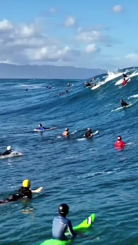 Big wave surfing at Banzai Pipeline - Hawaii.  #surf #surfing  #bigwave  #pipeline #hawaii 