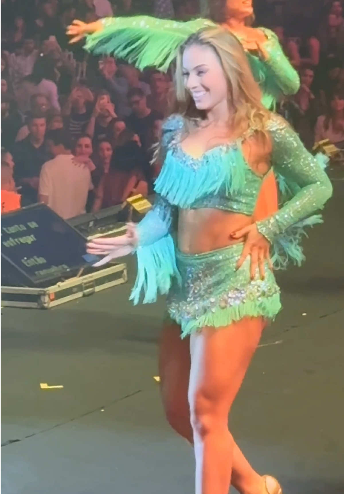 Cumadi e cumpadiii, minha coreo preferida do show 💃🏼😍 #cantorleonardo #balletleonardo #leonardo 