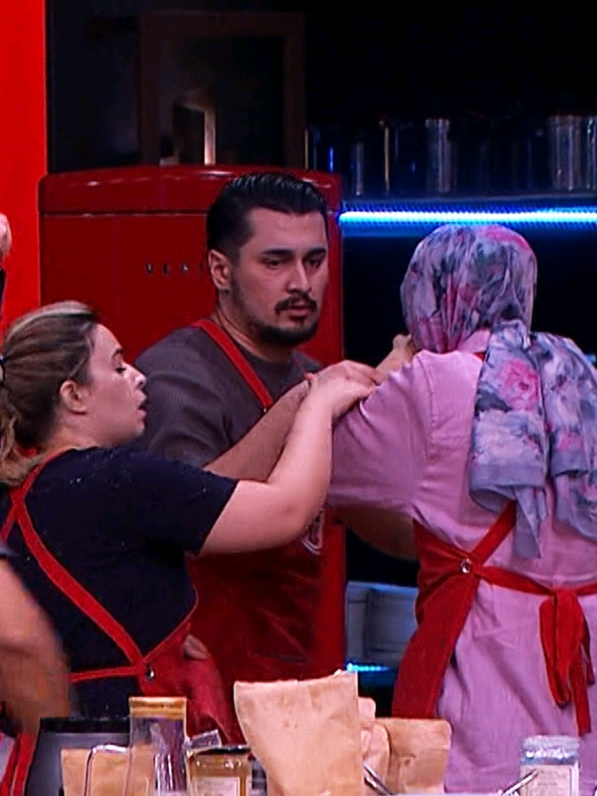 Haftanın son dokunulmazlık oyunuyla MasterChef Türkiye yeni bölüm bu akşam 20.00’de TV8’de. #MasterChefTürkiye #MasterChef #ACUNMEDYA #TV8