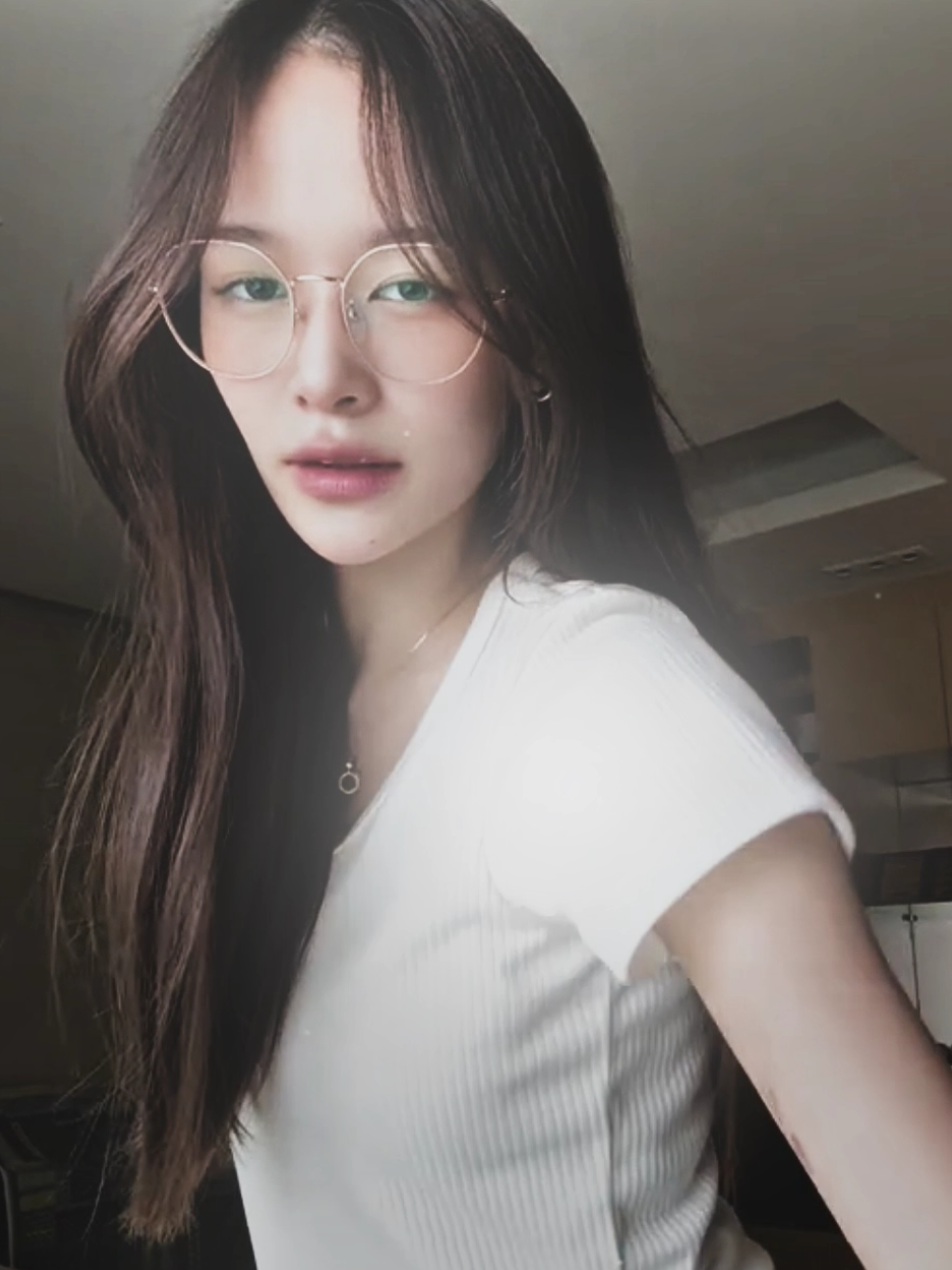 HER TATTOOS 🫦 #nurdesoraya #gl #wlw #dangerousqueentheseries #snurentertainment 