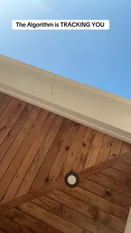 The algorithm is tracking you#contentcreator #tiktoktips #algorithm 