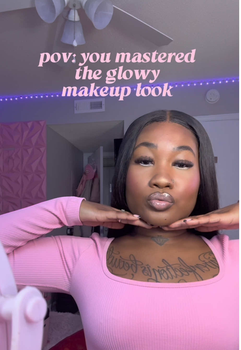 To achieve a glowy makeup look you need the Kahi multi face balm 🤌🏾 #tiktokmademebuyit #tiktokshopcreatorpicks #koreanskincare #makeuproutines 