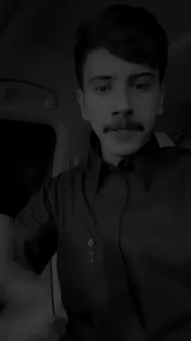 أنا أدري إن ضاقت عليّ الوسيعة  ‏ما احدٍ موقف لي على ساق غير أنت