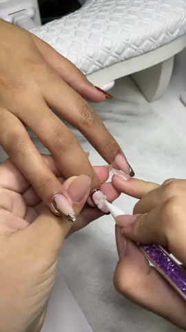 Decoração 3D gel sólido!💅🏻🌸 #nails  #unhas  #unhaemgel  #vira 