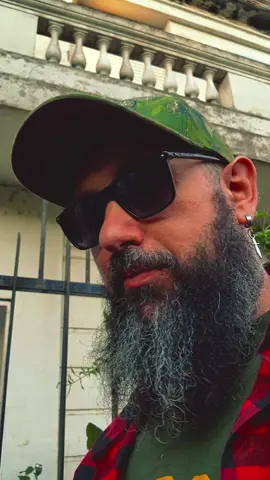 CUMPLI!! BUSCANDO VOCES CON EL HACKRF #tiktok #PARANORMAL #fantasma #ghost #creepy 