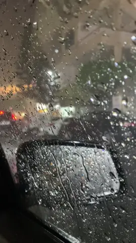 #اشتقتلك_تحت_المطر #explore #capcut #winter #⛈️