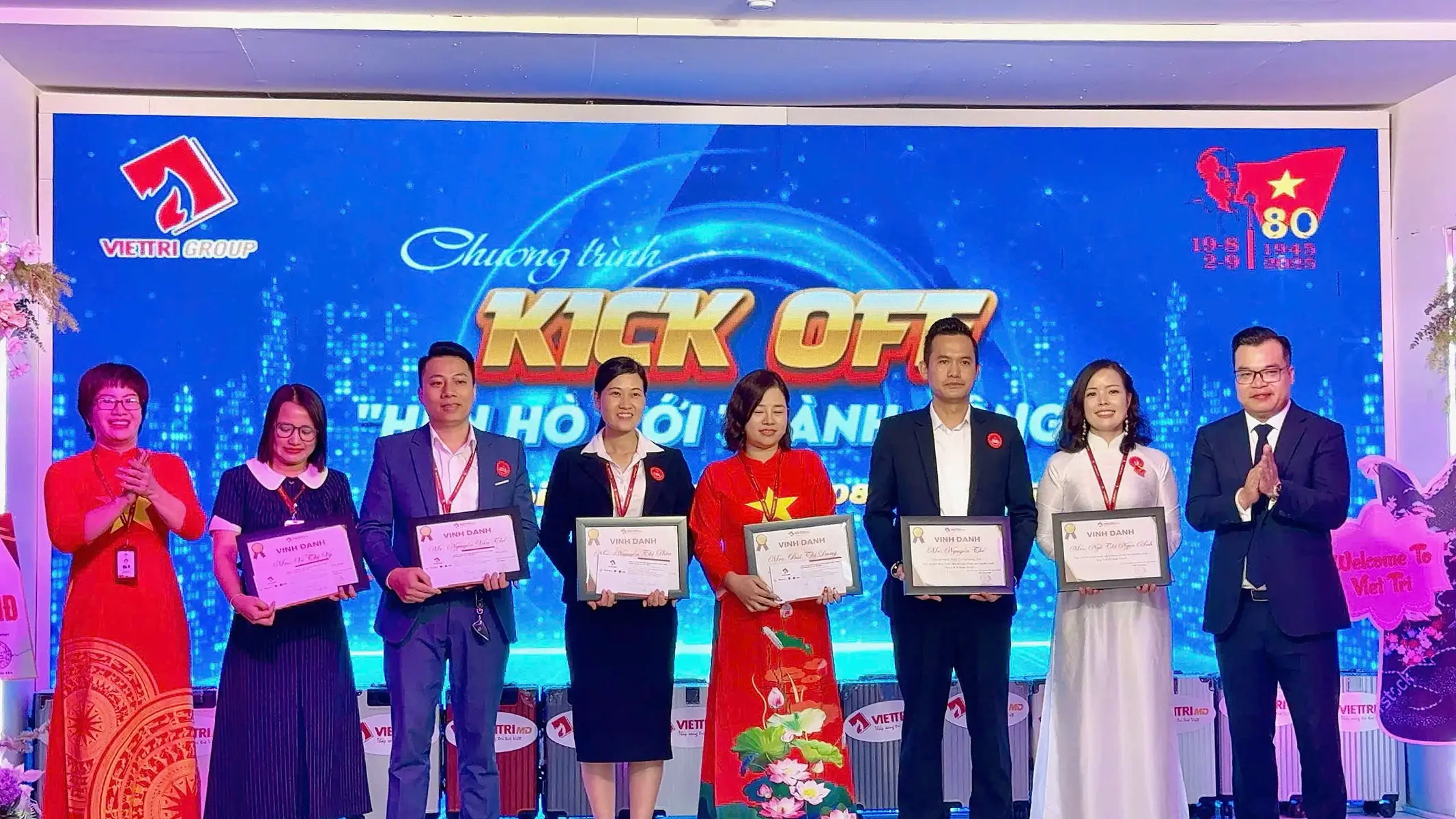 nhận 2 tỏi về cái là đi các trường phát học bỏng chi các bạn học sinh 12 đi du học nhật, hàn, đài loan liền,