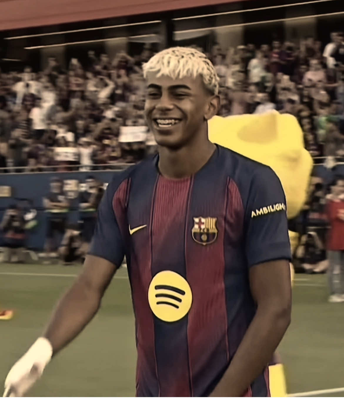 Muevelou 🕺 #lamineyamal #edit #skills #foyoupage #football 