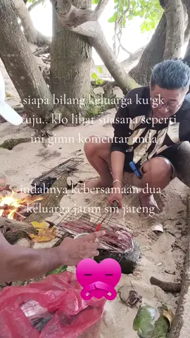 semoga.. rmh tangga langgeng njih yah..... Amiiiin ya robb🤲🤲🤲🤲🥰🥰😘😘😘