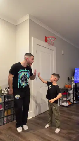 Luca was feelin himself with the moves😆🔥 #fyp #vasquezboys #justinbieber #viral #fypシ 